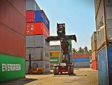 sea cargo to Pakistan from UK